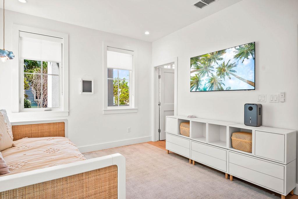 Twin Bedroom, 1st Floor