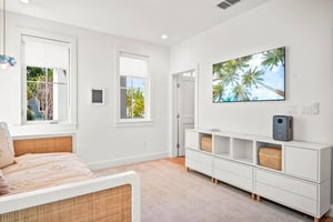 Twin Bedroom, 1st Floor