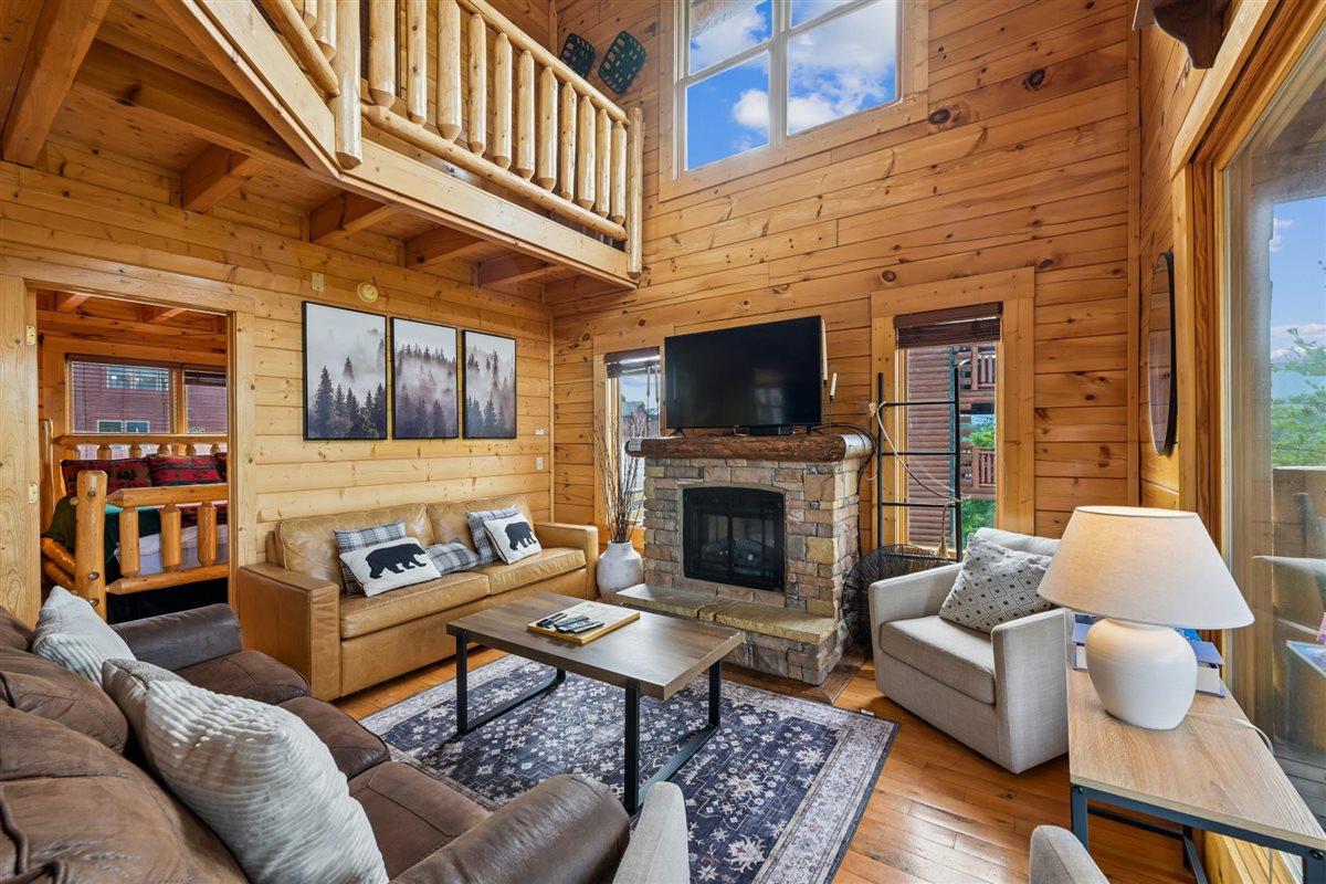 17Living Room