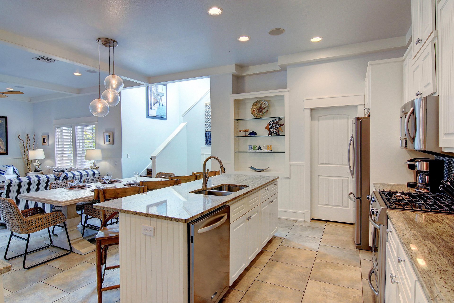 Casa Del Mar  1st Floor Kitchen