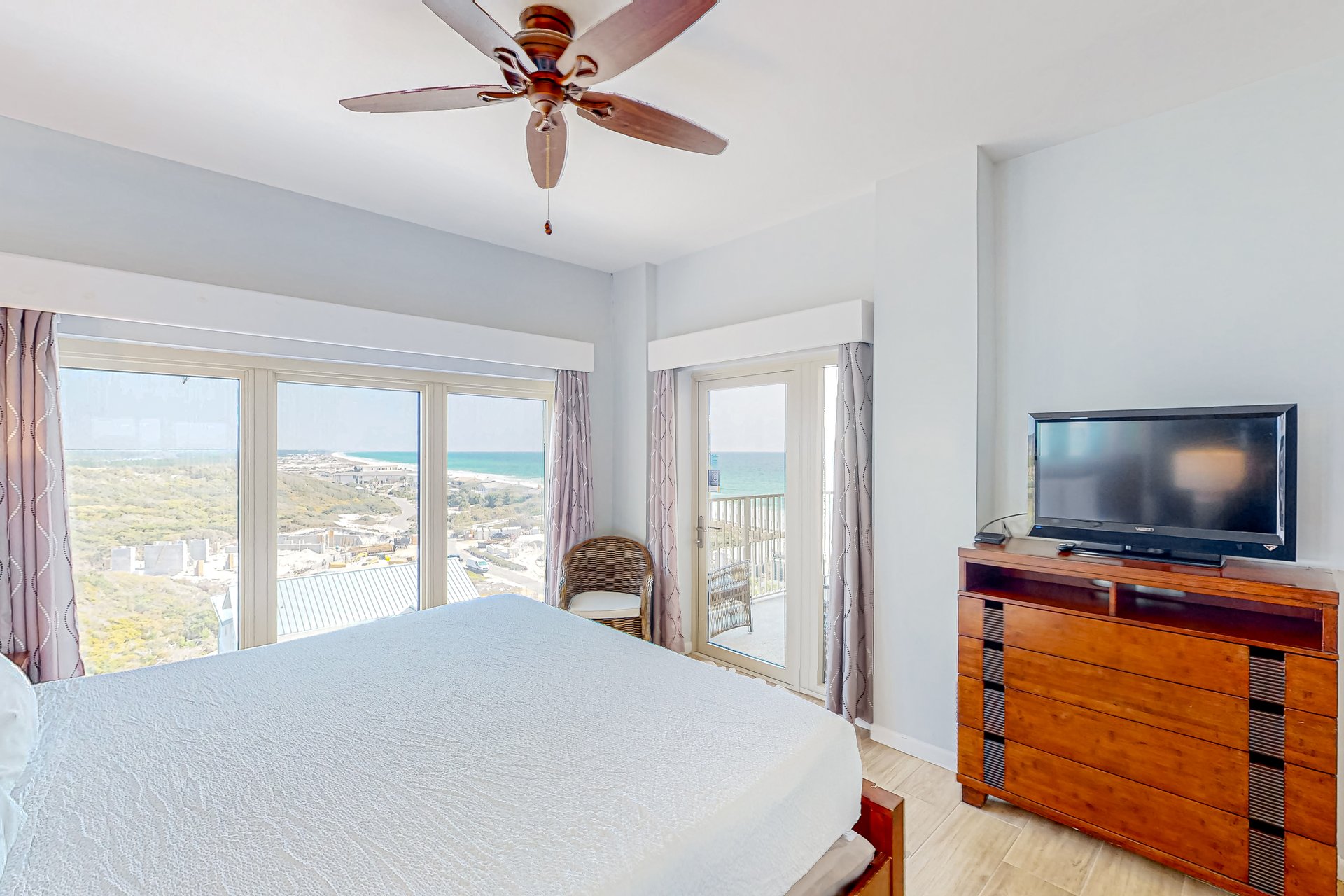 TOPSL Beach Manor 804 14