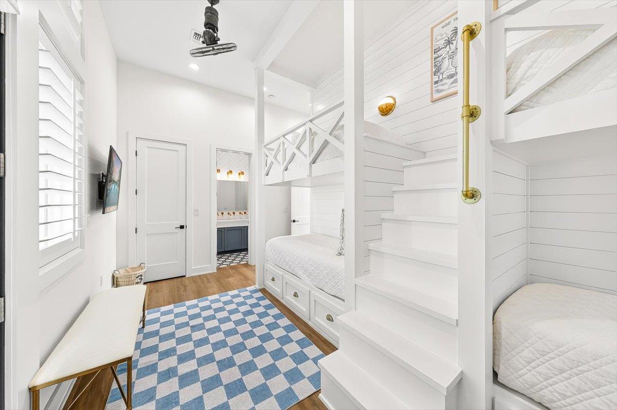 Twin Bunk Bedroom, 1st Floor