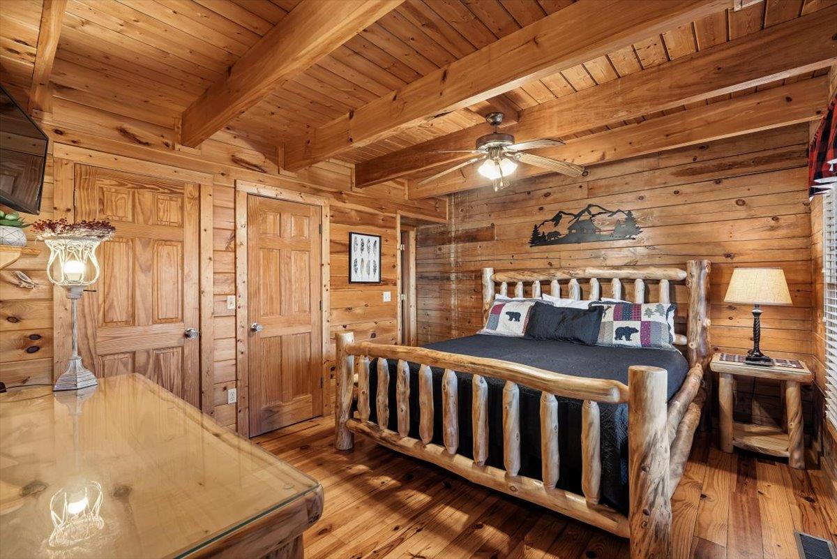 30Primary Bedroom 2