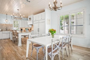 1st Floor, Dining Area