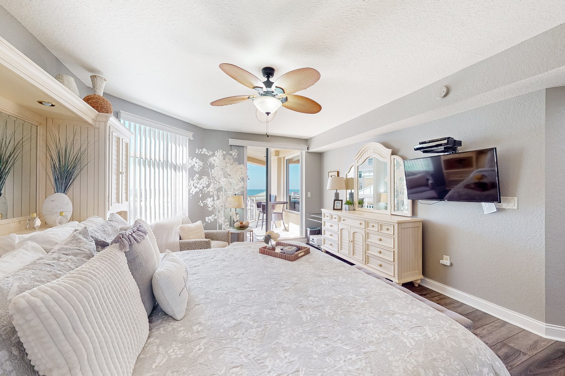 Mandalay Beach Club San Marco 403 22