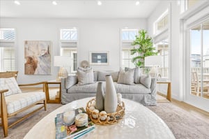 2nd Floor, Living Room