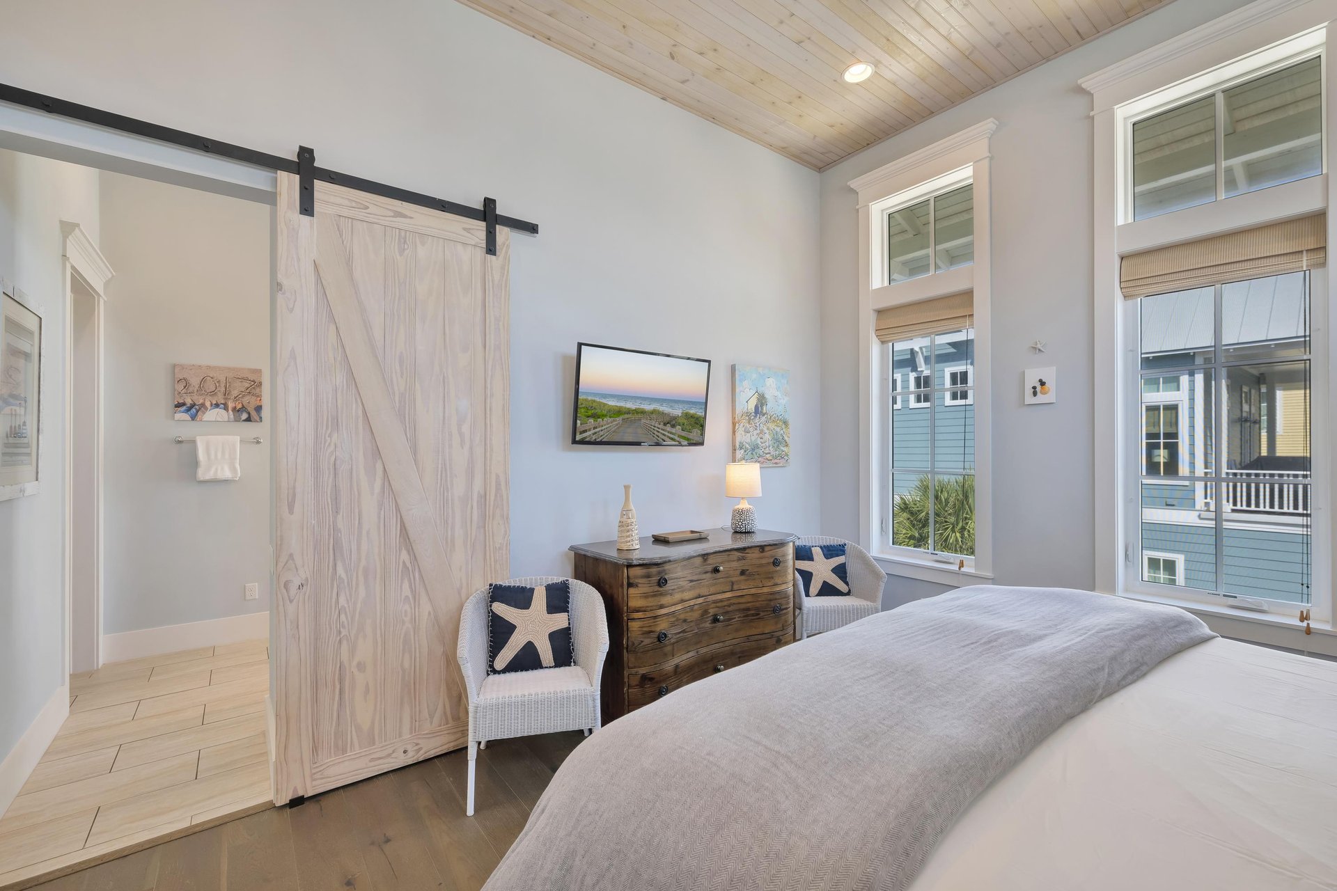 Primary King Bedroom, 2nd Floor