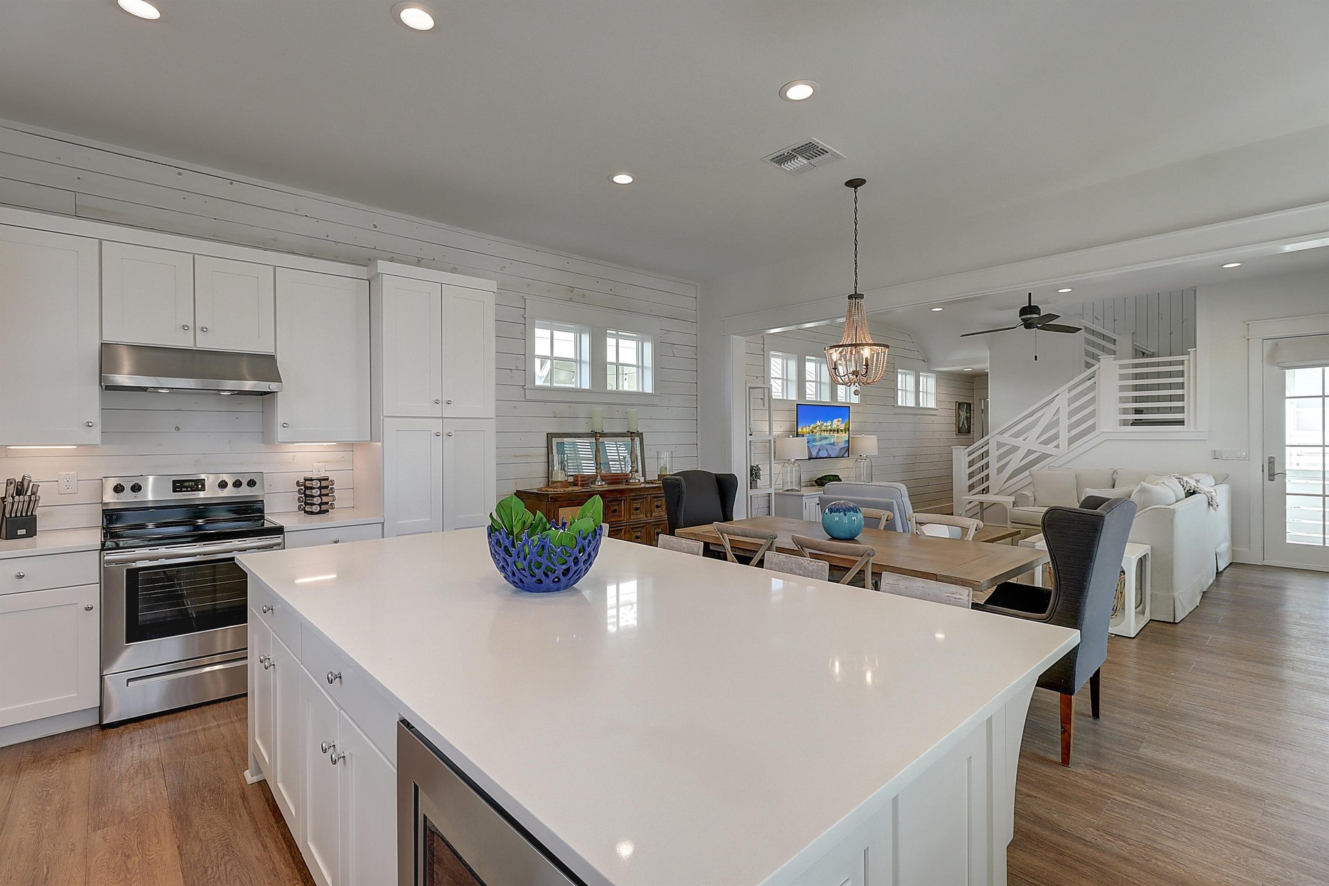 Kitchen, 1st Floor