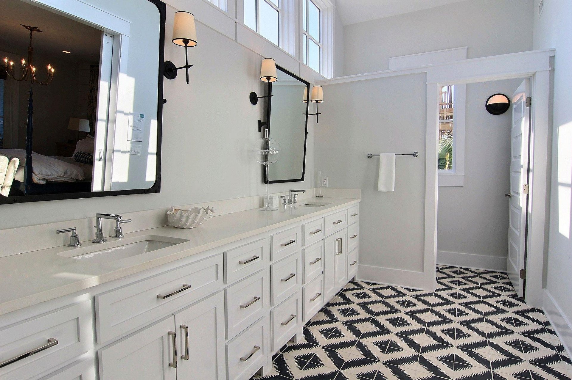 2nd Floor, Primary King Bathroom