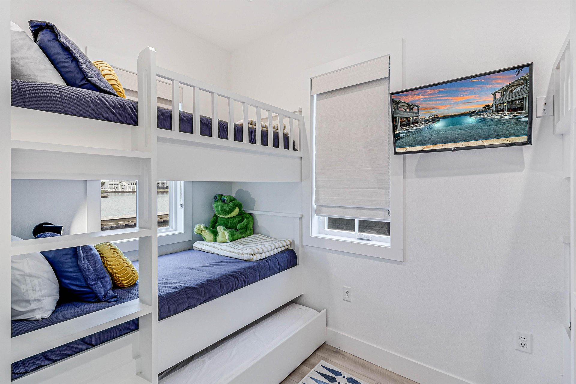 Bunk Room, 1st Floor