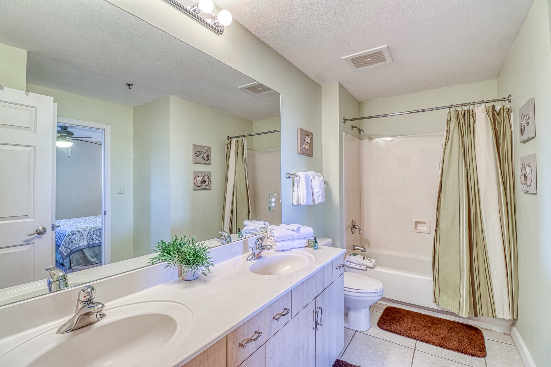 Sterling Beach 305 23