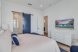Second King Bedroom, 1st Floor
