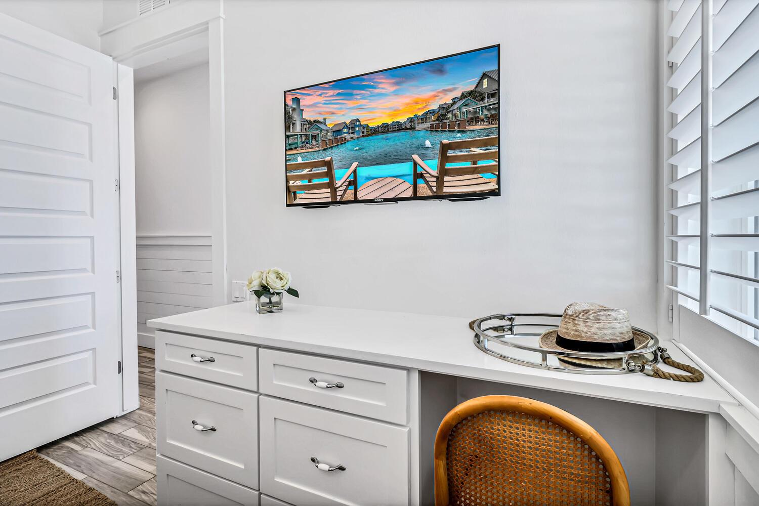 1st Floor King Suite