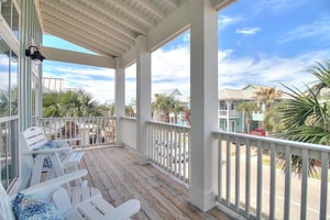 2nd Floor, Balcony