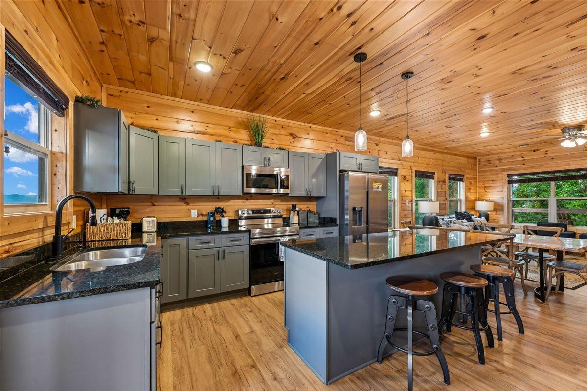 10Kitchen