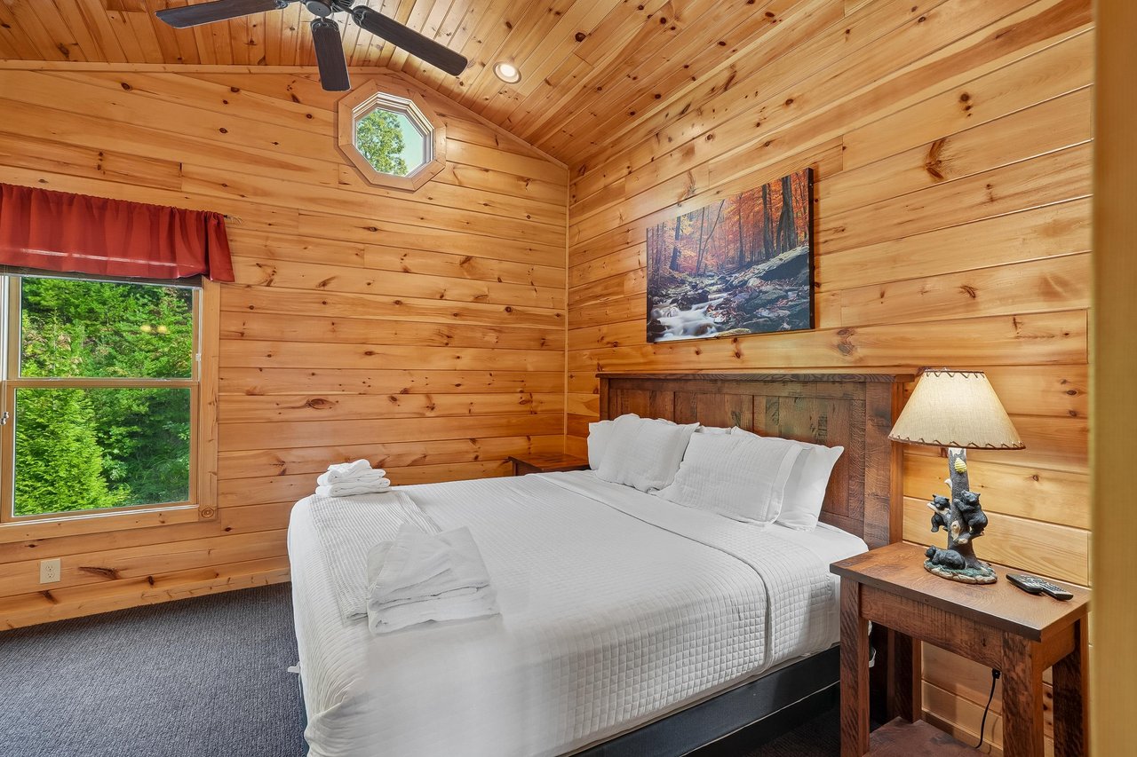 13Bedroom