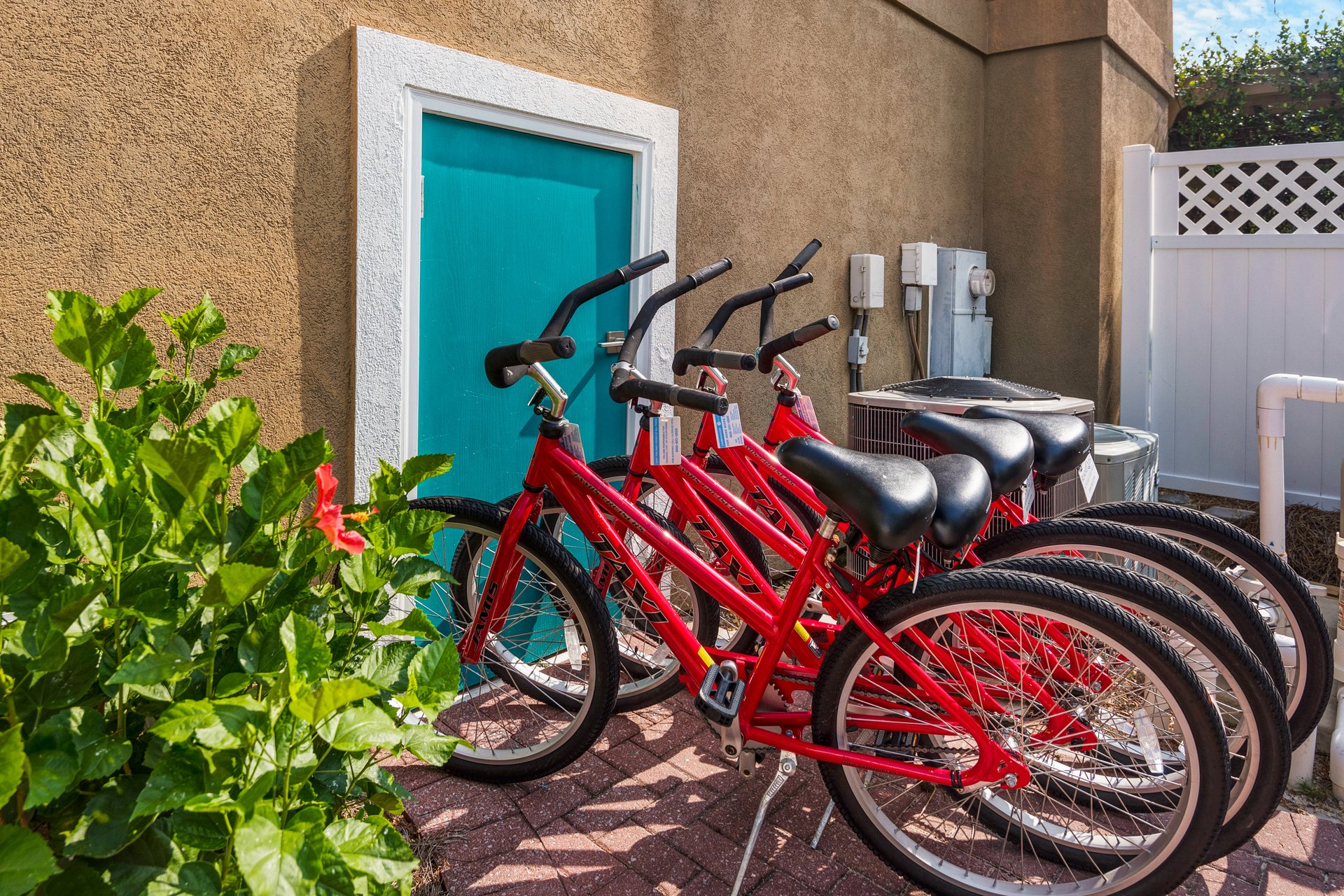 Terra Cotta Happy Ours 31