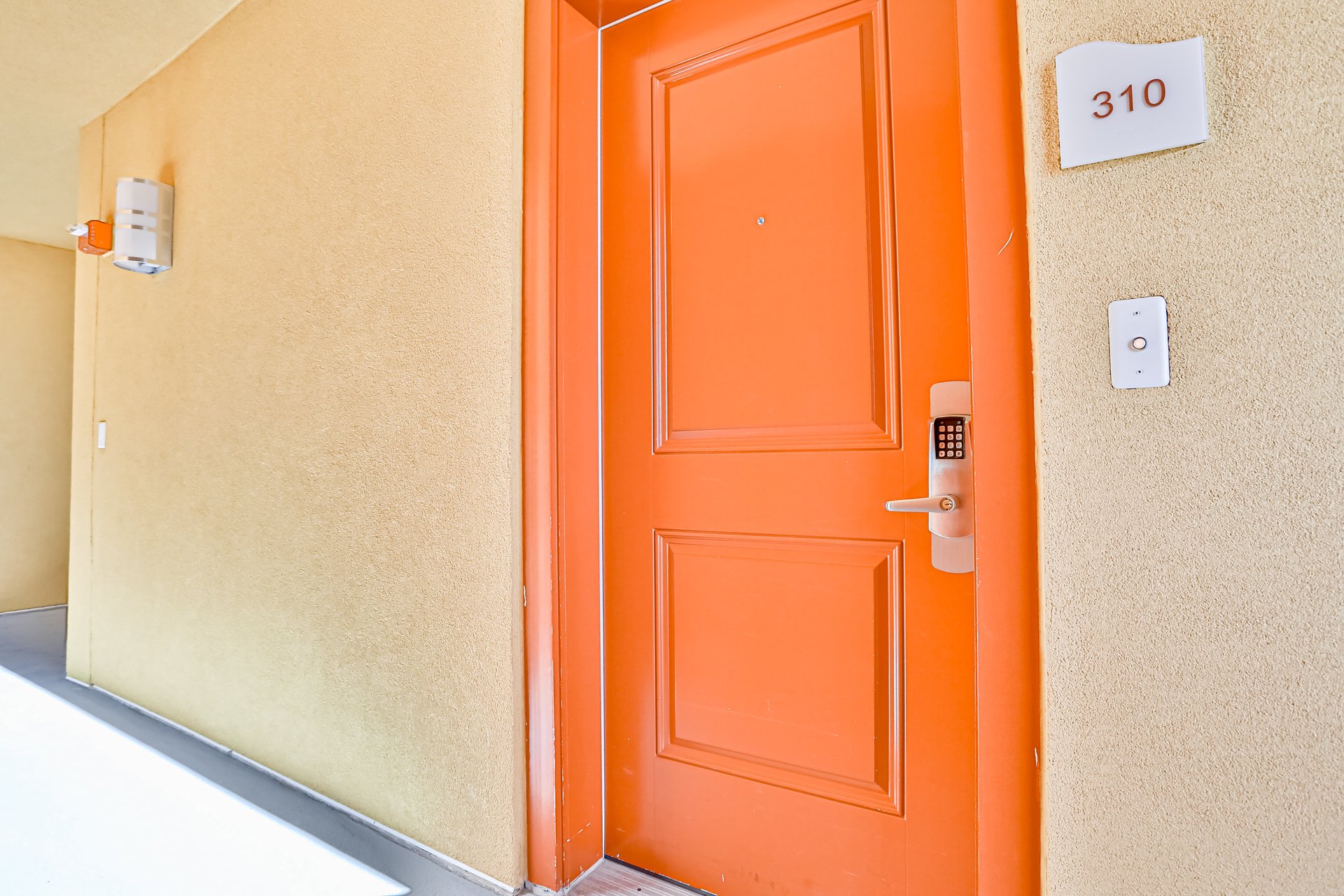 Calypso 310 Tower 3 48