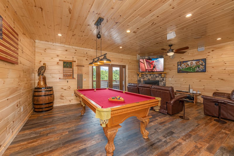 Pool table