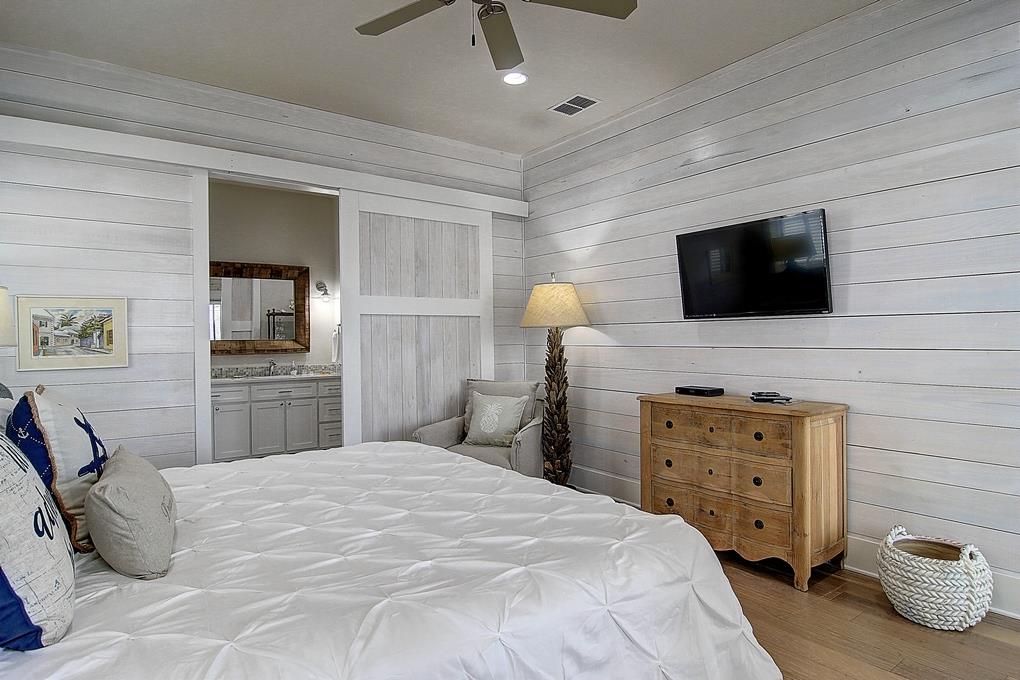 2nd Floor Master Bedroom