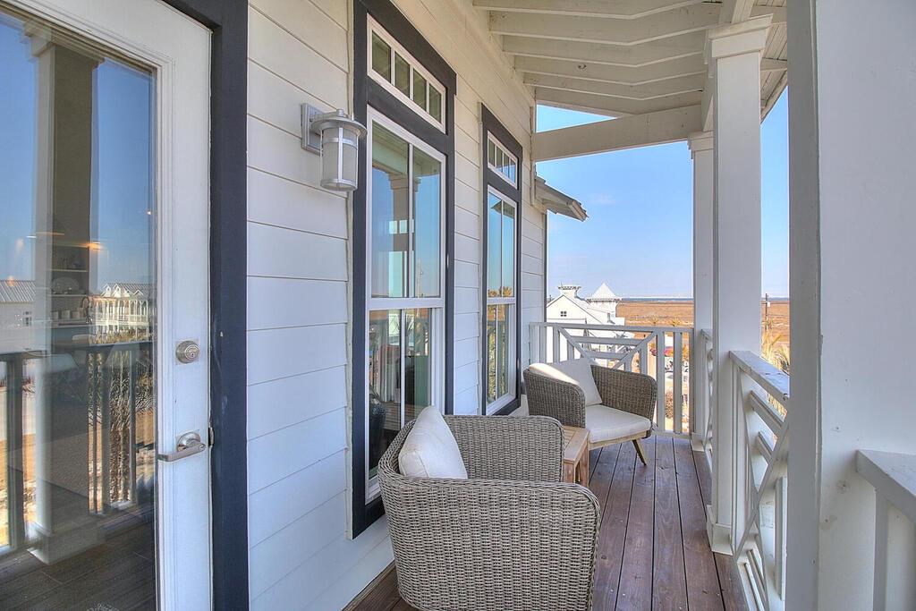 Living Room Balcony, 3rd Floor