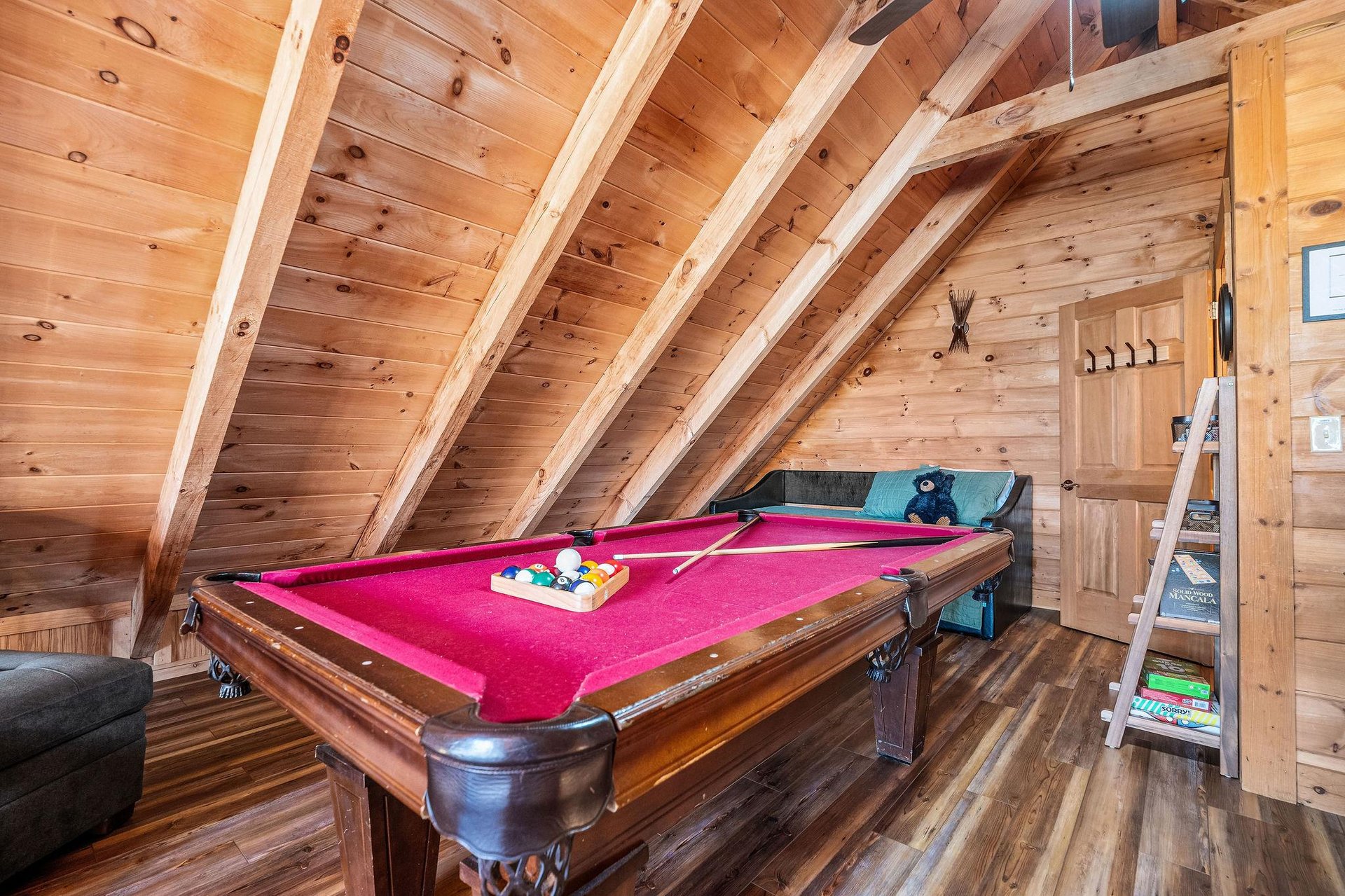 Pool table