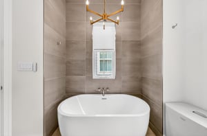 Primary King Bathroom, 2nd Floor