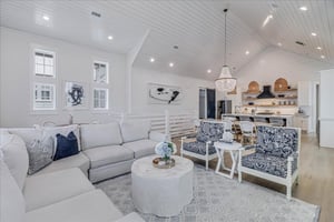 2nd Floor, Living Room