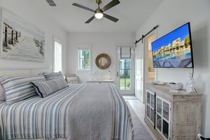 King Bedroom, 1st Floor