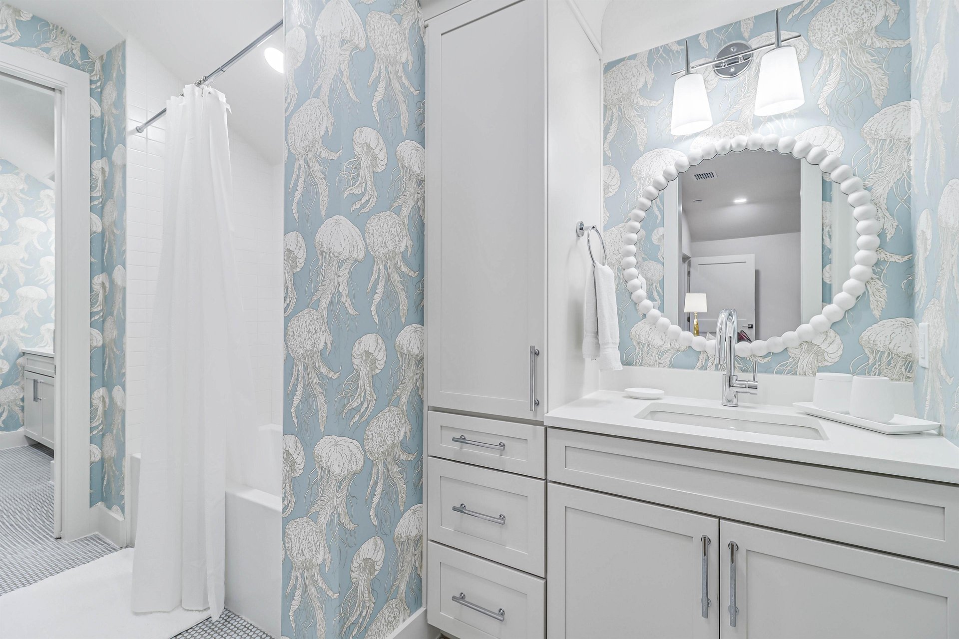 King Suite, 3rd Floor