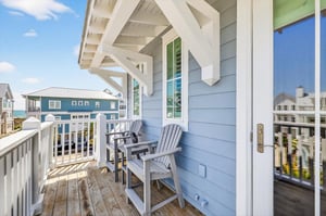 Second King Balcony, 3rd Floor