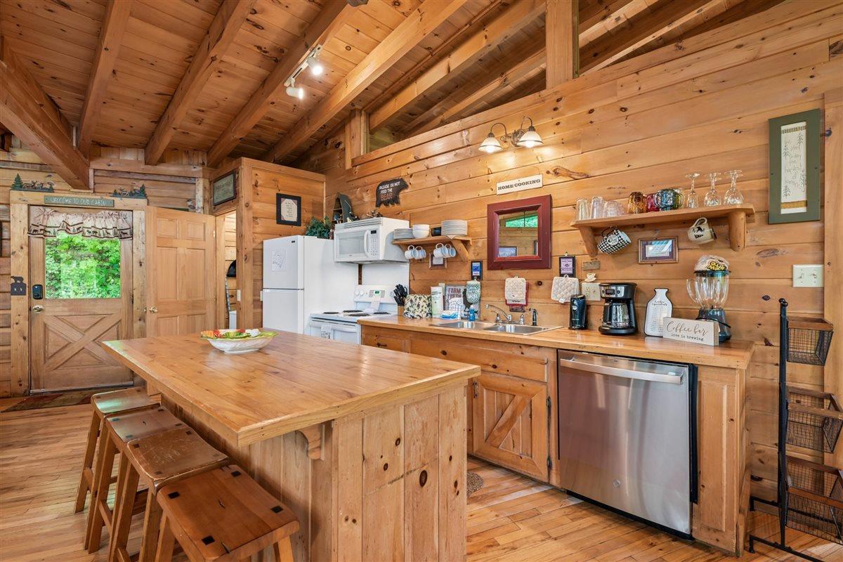 14Kitchen