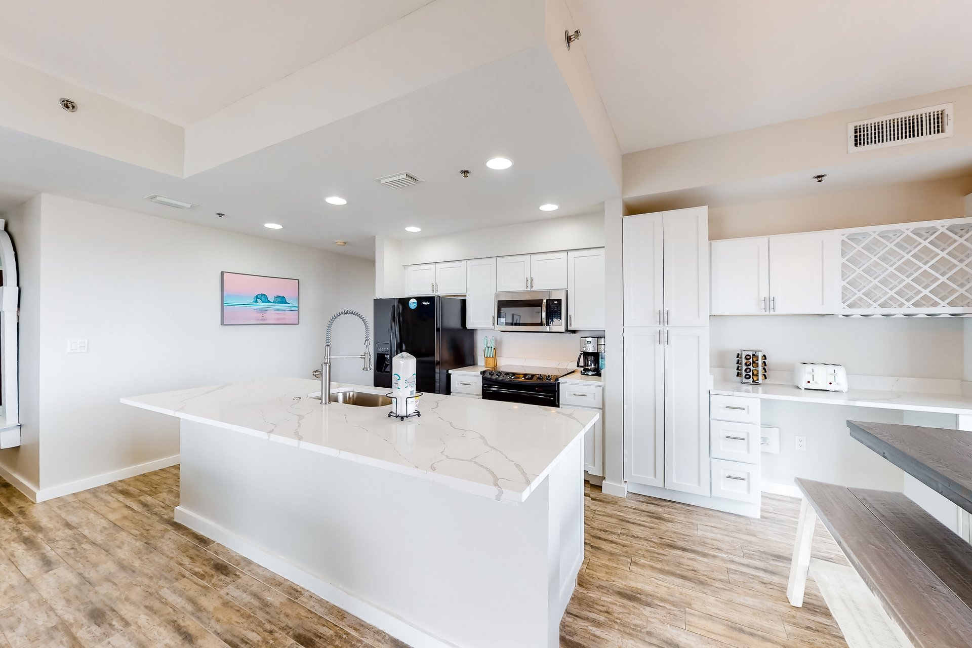 Luau 7901 Penthouse Combo 6