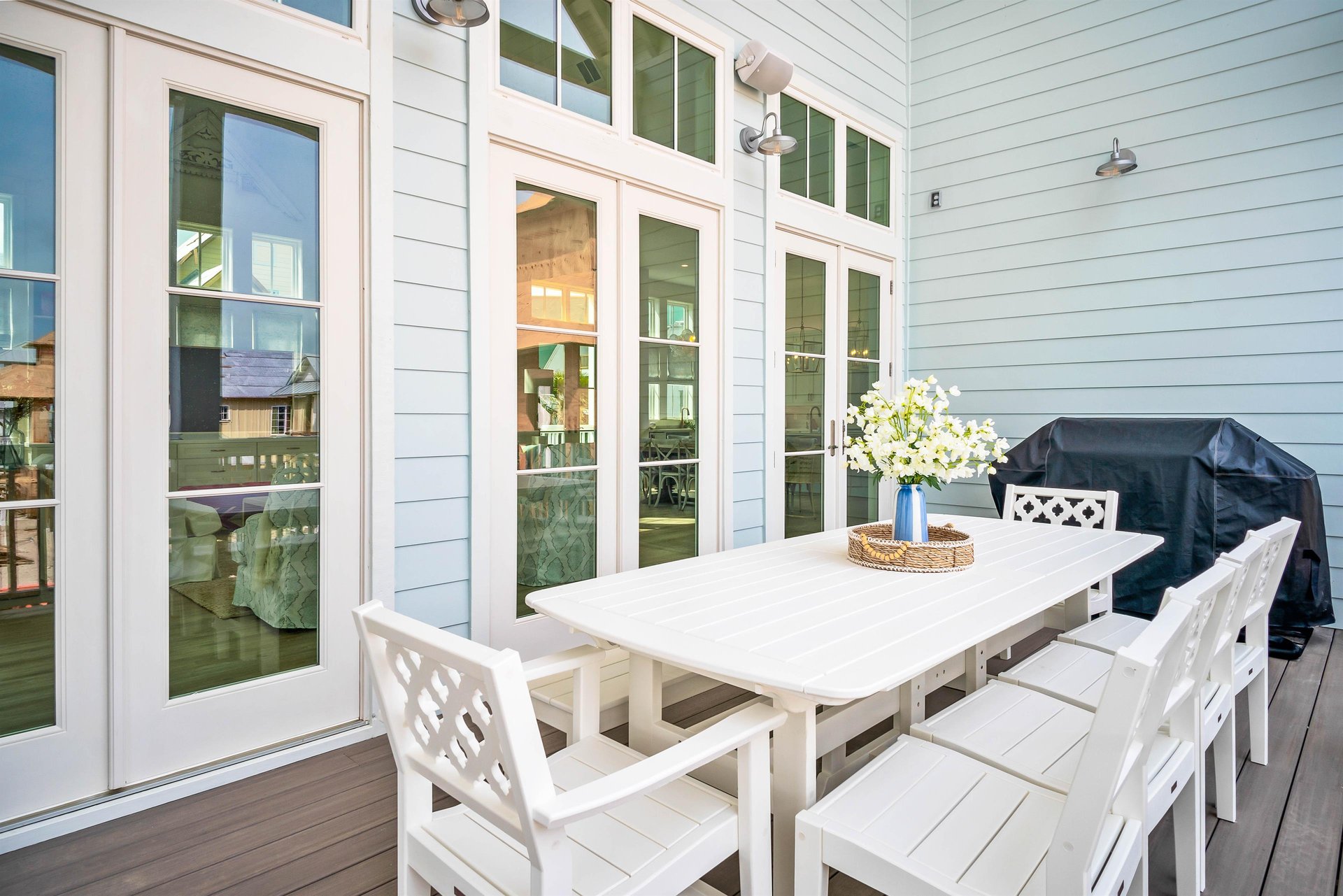 Wrap Around Porch, 2nd Floor