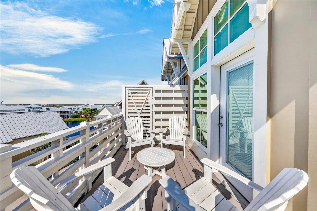 2nd Floor Balcony