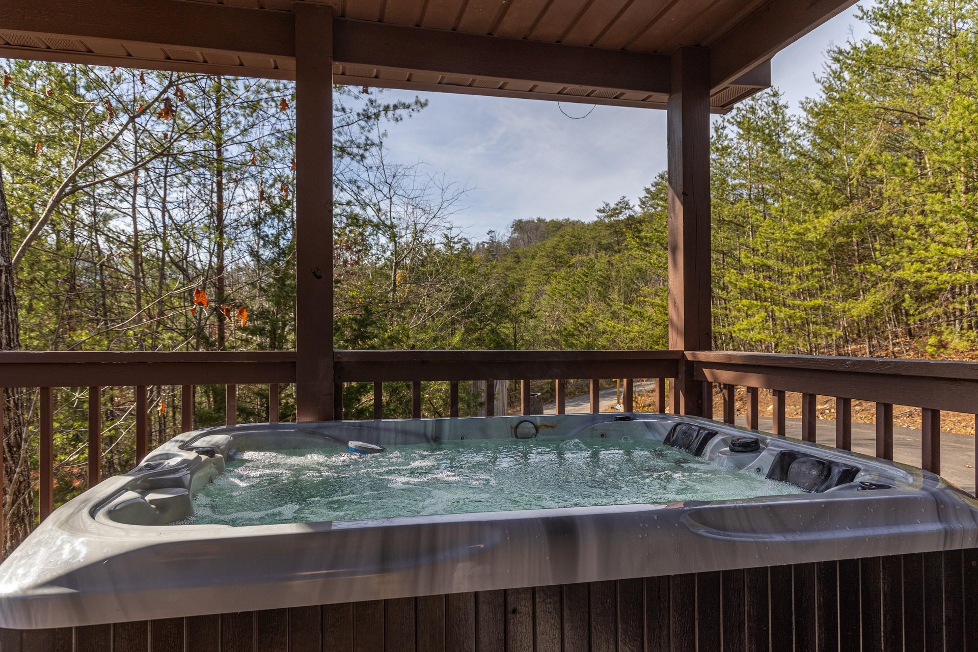 Hot tub at Liams Lookout, a 2 bedroom cabin rental located in Pigeon Forge