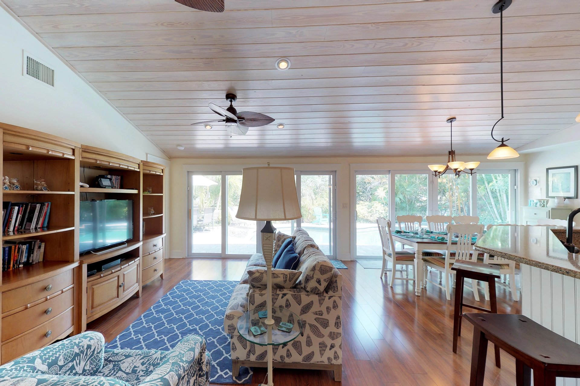 Paradise Pointe 31