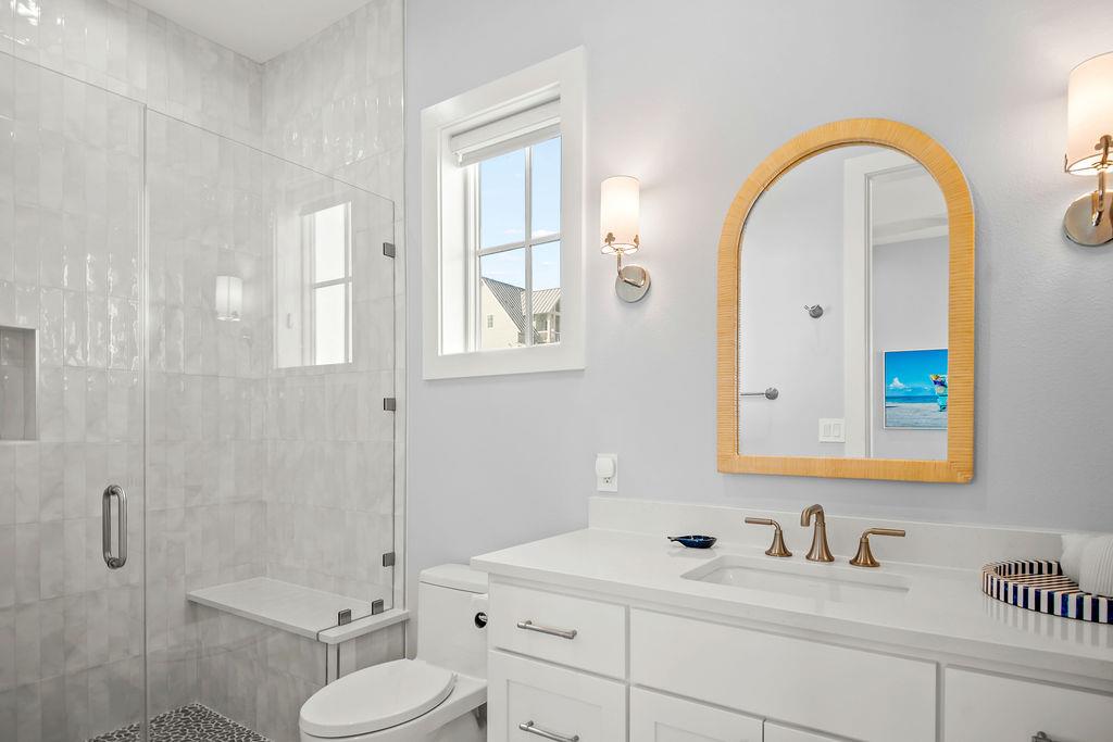 Secondary Bathroom, 1st Floor