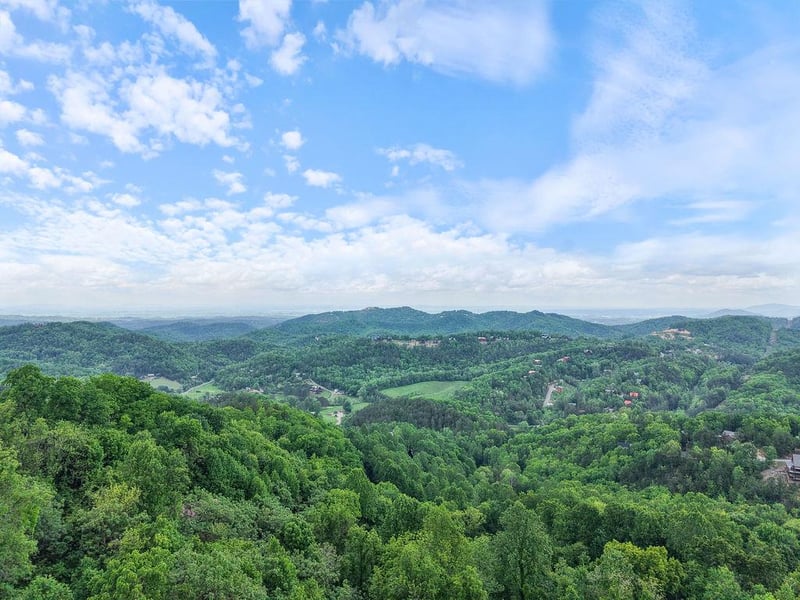 dji_fly_20250502_131532_0028_1746230605604_aeb