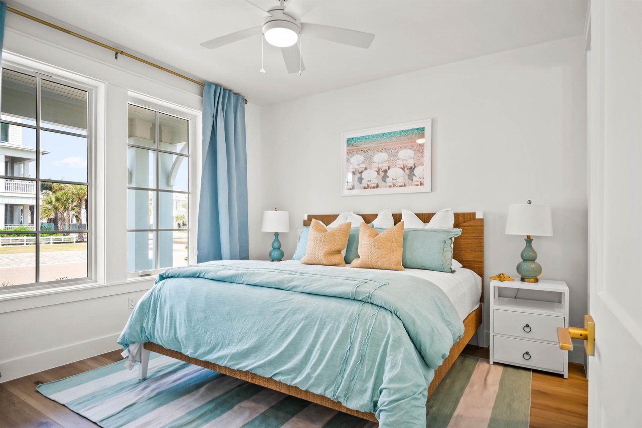 1st King Bedroom, 1st Floor