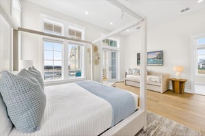 Primary King Bedroom, 2nd Floor