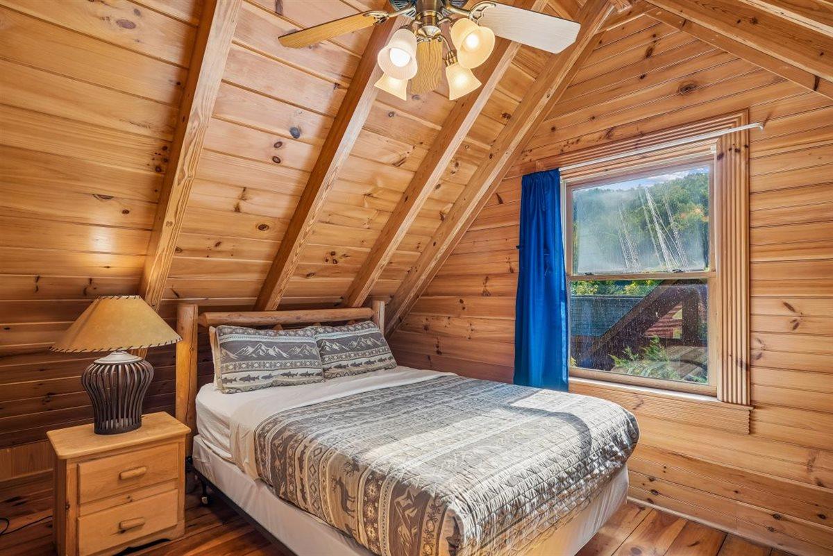 38Bedroom