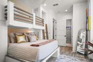 King Bedroom, 2nd Floor