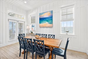 1st Floor, Dining Area