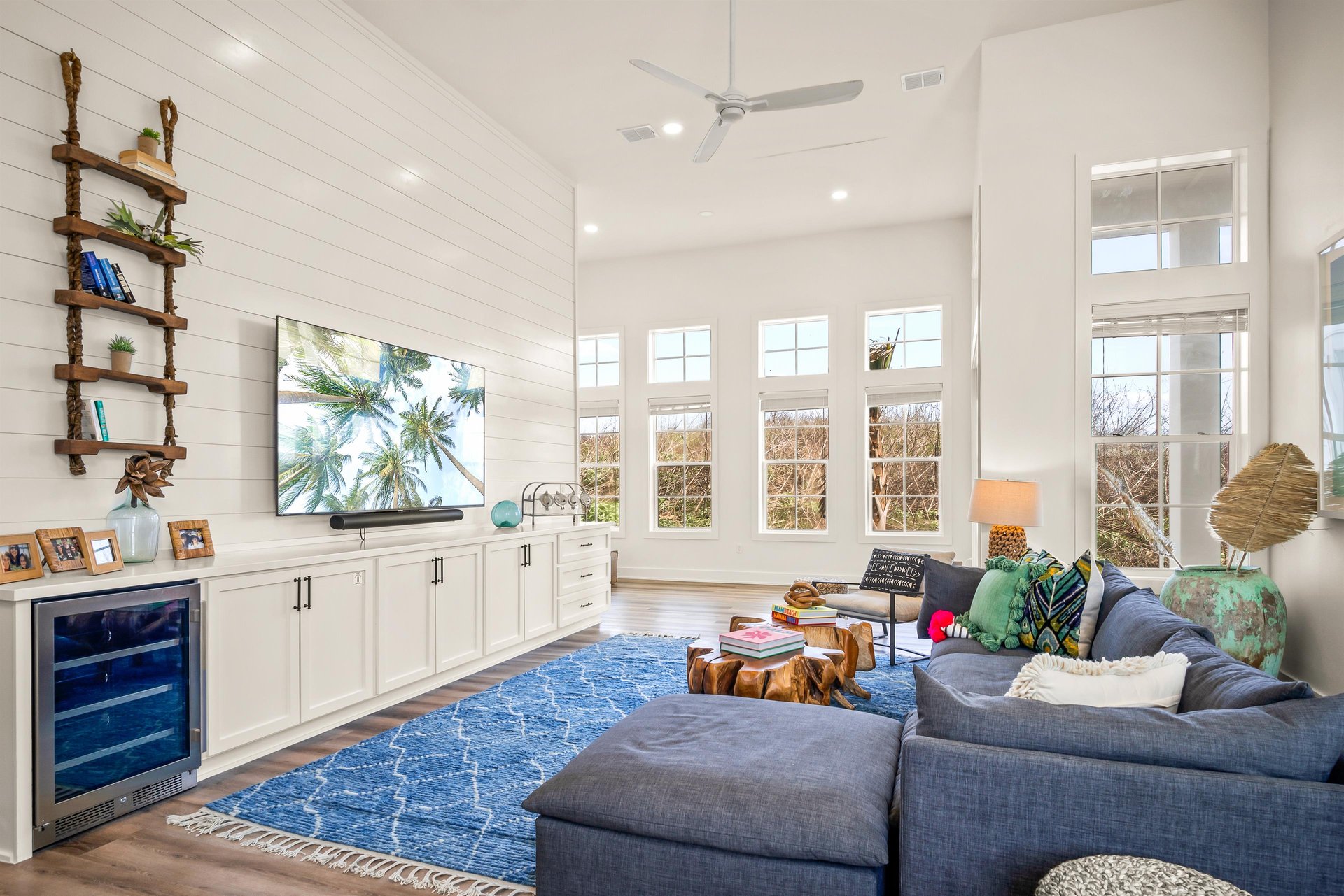 Second Living Room, 1st Floor