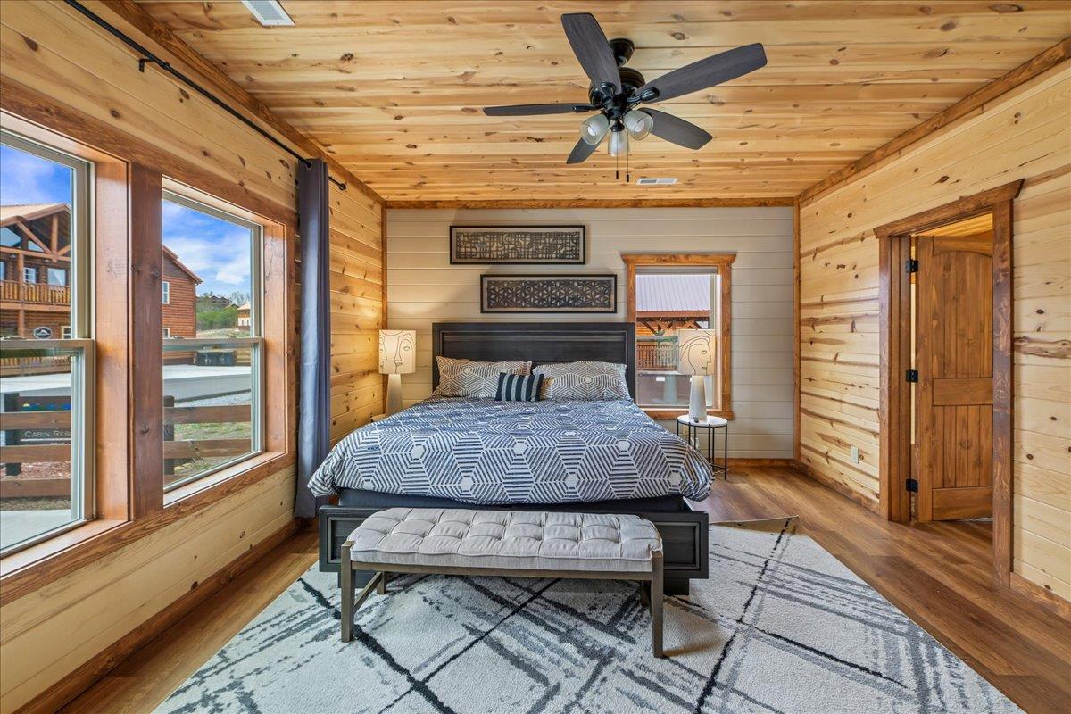075Bedroom