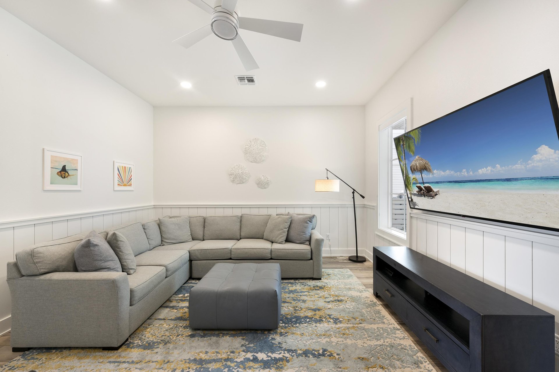 LivingGame Room, 1st Floor