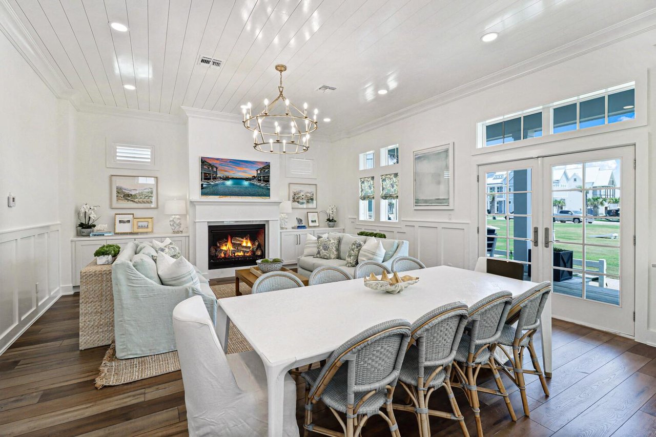 Dining Area, 1st Floor