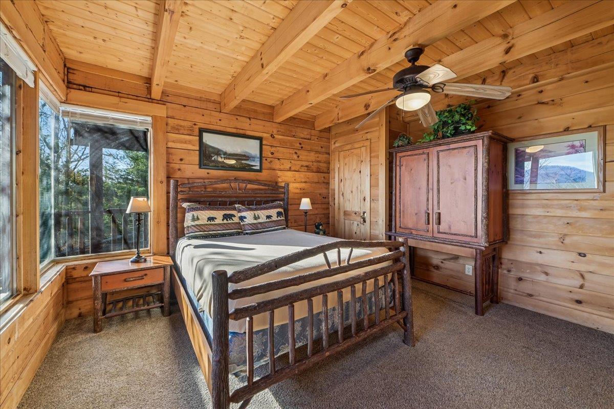 51Bedroom