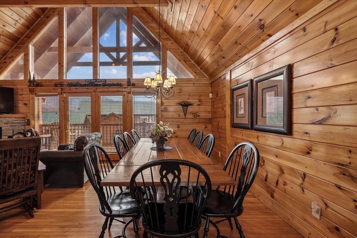22Dining Room